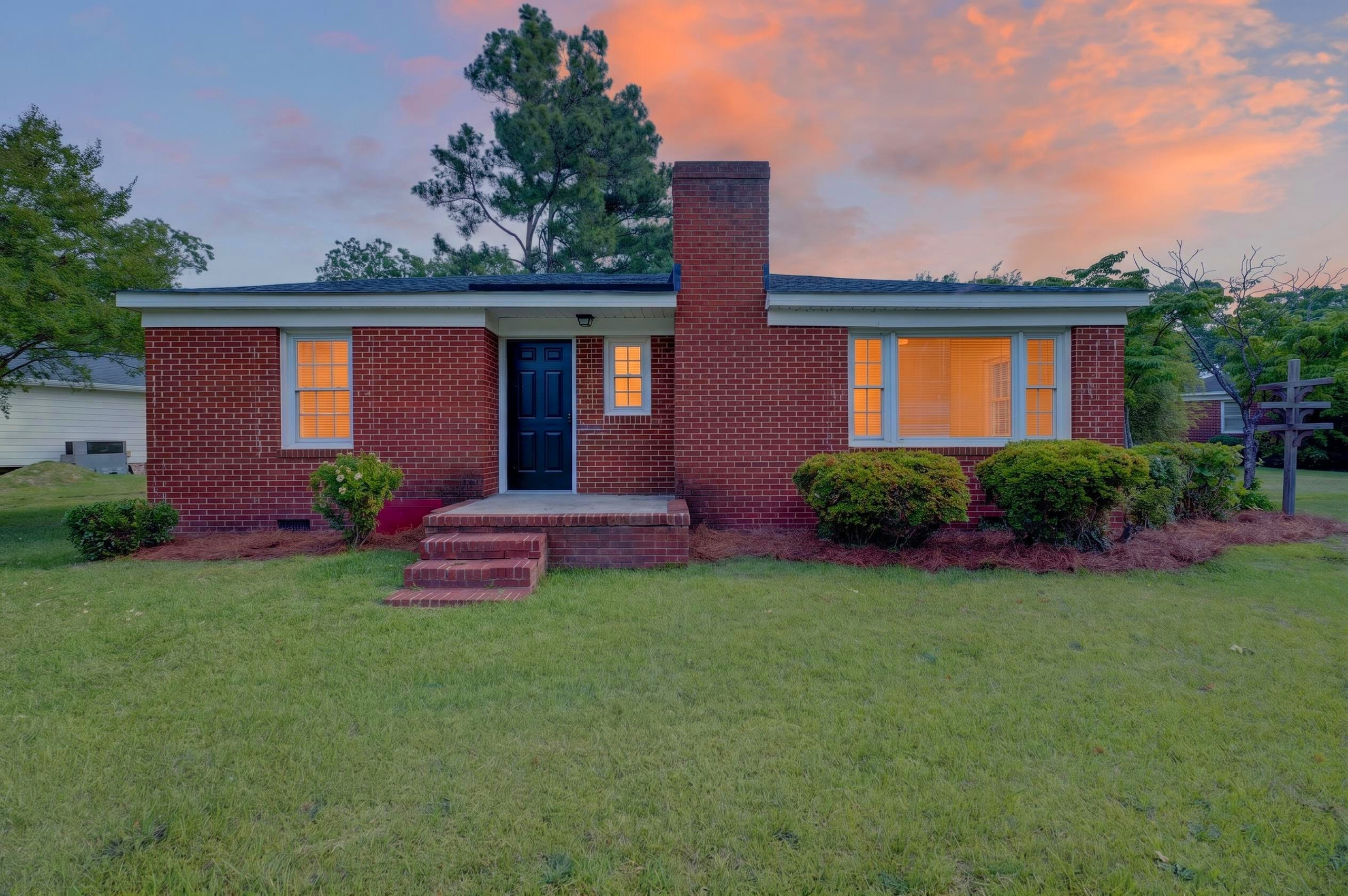 2813 Jackson Dr.