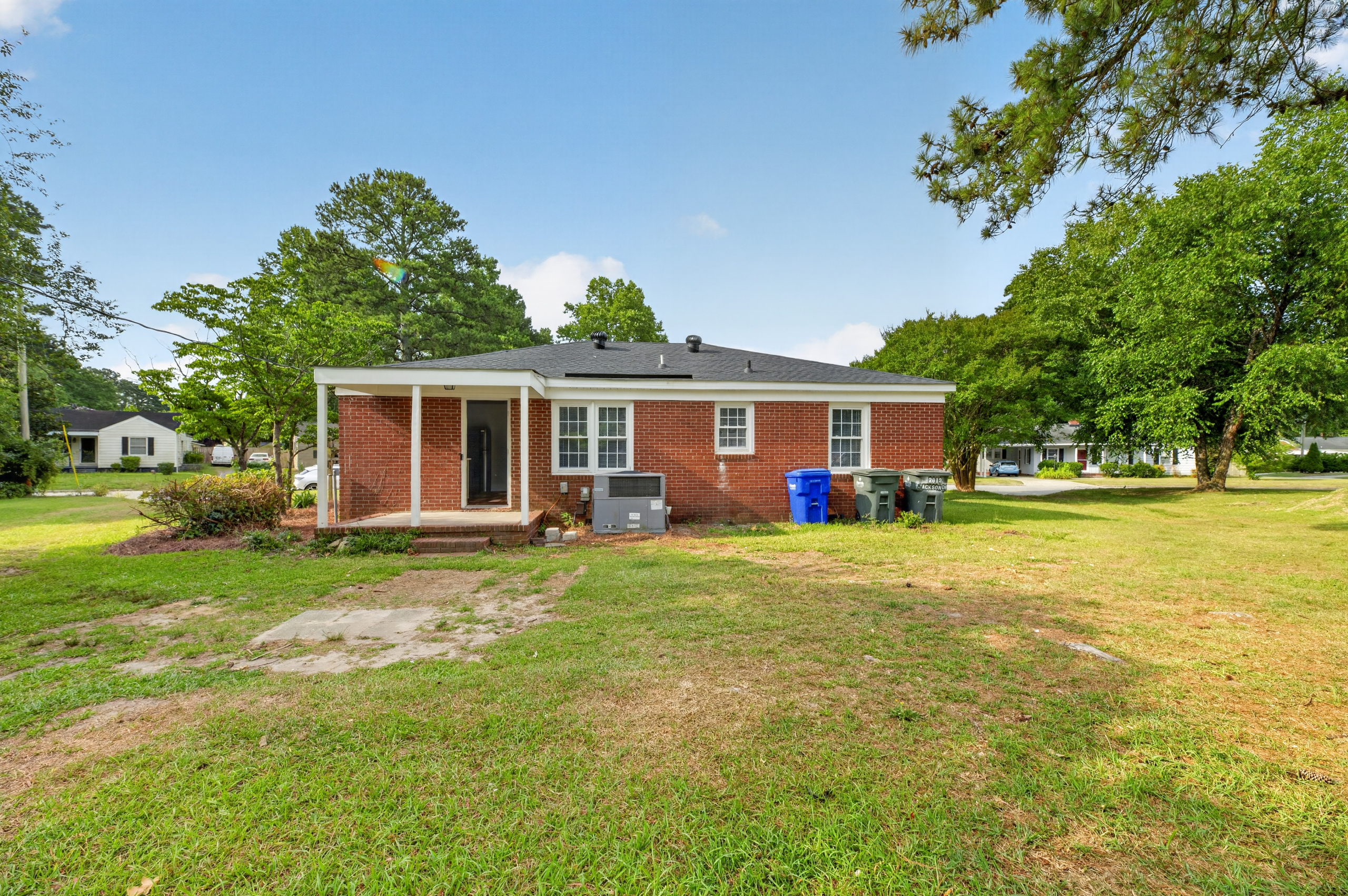 2813 Jackson Dr. - Image 26