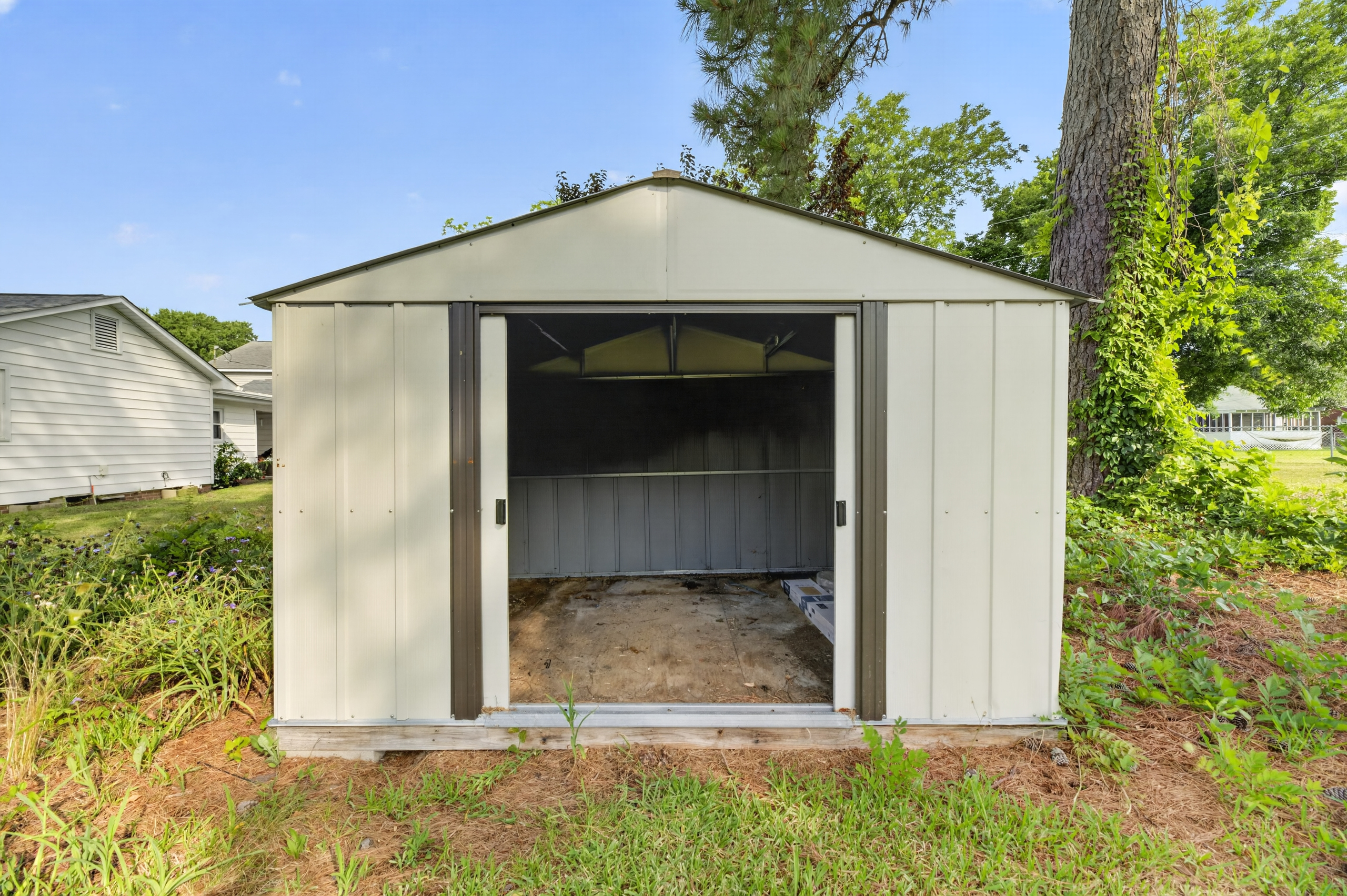 2813 Jackson Dr. - Image 22